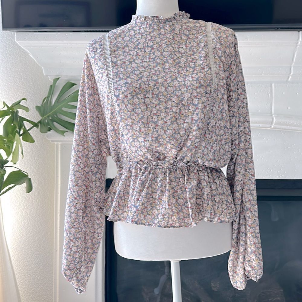 Sienna Sky Floral Long Sleeve Top Mock Neck Lightweight Romantic S Loose Fit